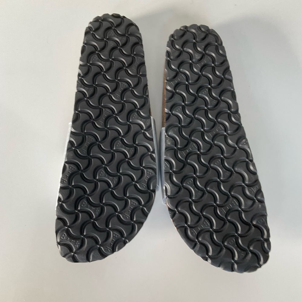 Birkenstock silver sandals - Picture 10 of 12